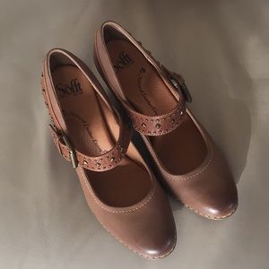 EUC Sofft Wedge Shoe